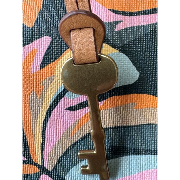 Fossil Women's Rachel Vibrant Tropical Leaf Print Coated Canvas Tote Handbag - Picture 10 of 11